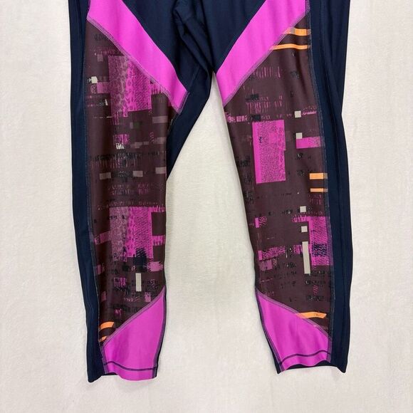 New Under Amour Navy Blue with Bright Purple & Maroon Patterned Capri Leggings S - Picture 3 of 11